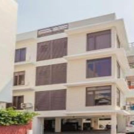 Kolam Serviced Apartments - Adyar. Chennai Extérieur photo