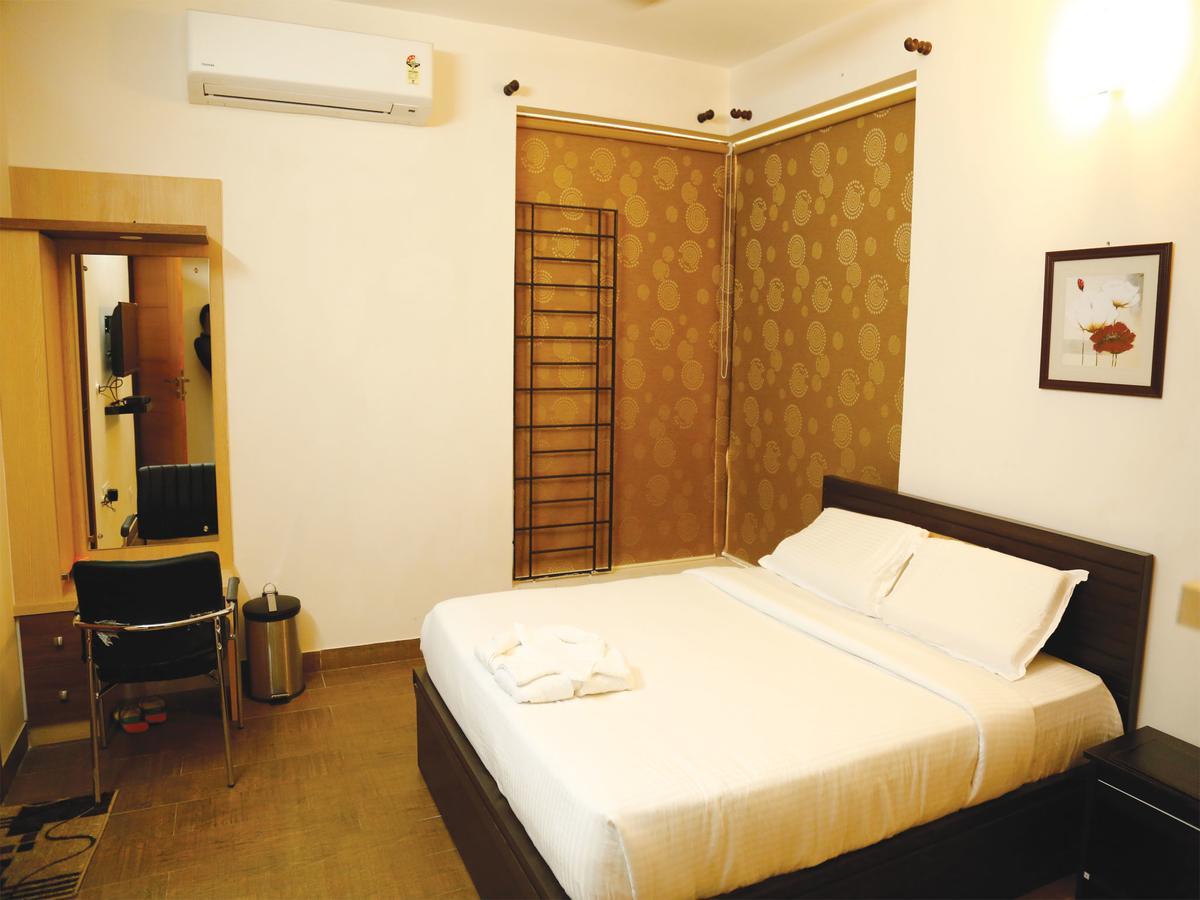 Kolam Serviced Apartments - Adyar. Chennai Extérieur photo